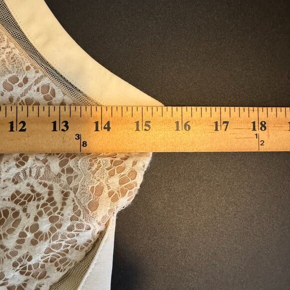 Luxxel Cream Colored Lace Naked Dress, Halter Neck, Clubbing Dress, Size Large - Picture 6 of 8